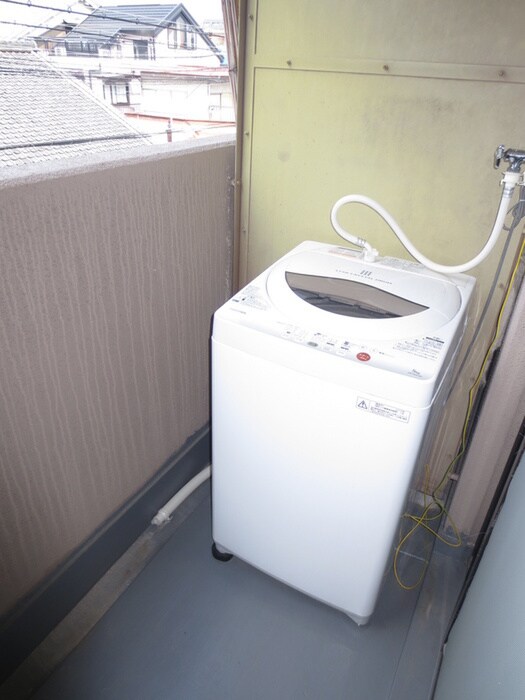 物件内観写真7　(洗濯機置場)