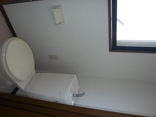 物件内観写真12　(トイレ)