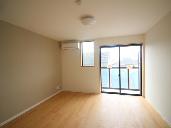 物件内観写真6　(居室)