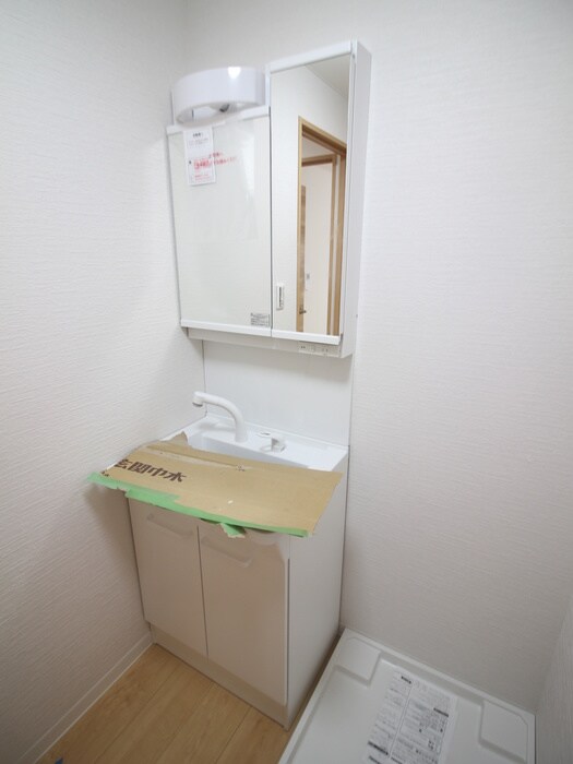 物件内観写真11　(洗面)