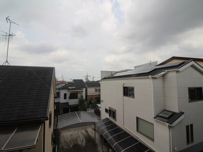 物件内観写真16　(室内からの展望)