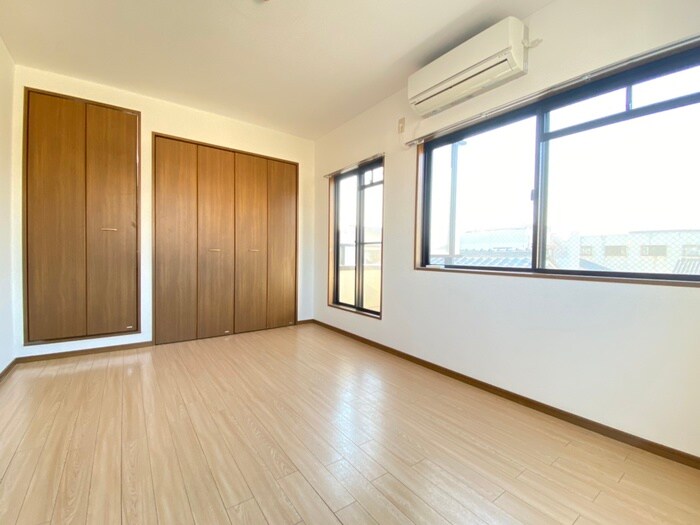 物件内観写真10　(居室)