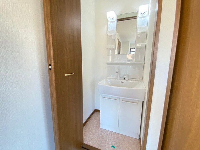 物件内観写真14　(洗面)