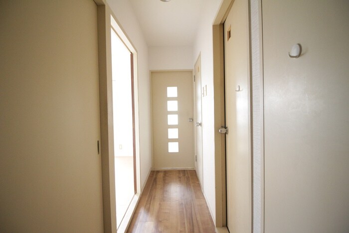 物件内観写真17　(廊下)