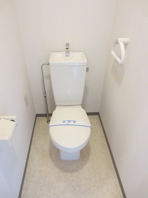 物件内観写真15　(トイレ)