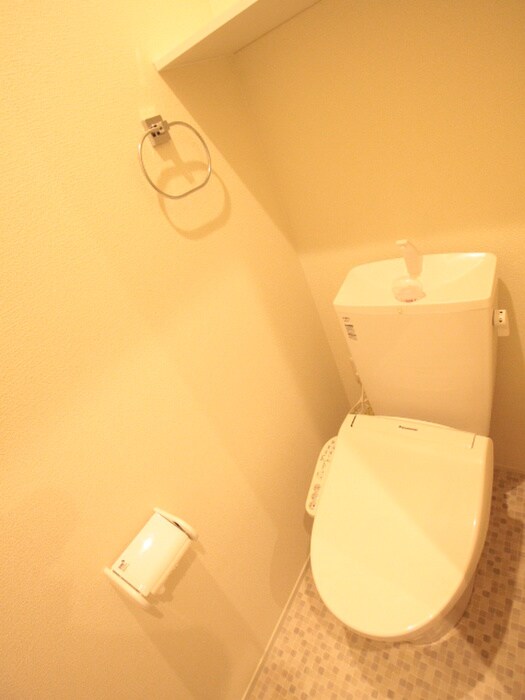 物件内観写真8　(トイレ)