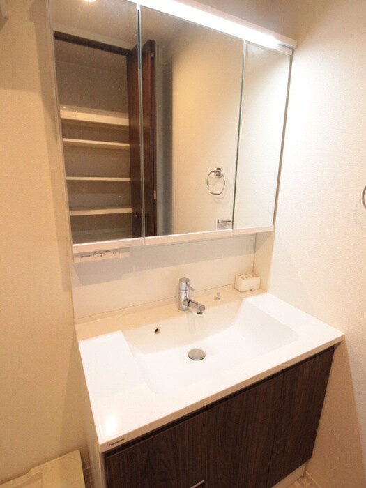 物件内観写真10　(洗面)