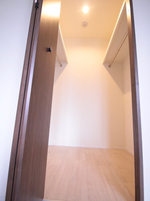 物件内観写真14　(収納)