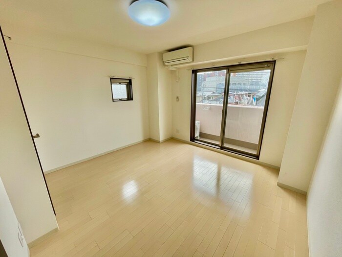 物件内観写真13　(居室)