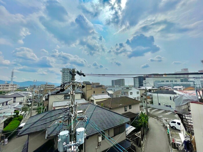 物件内観写真17　(室内からの展望)