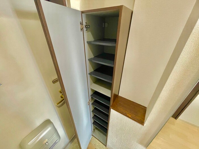 物件内観写真21　(靴箱)