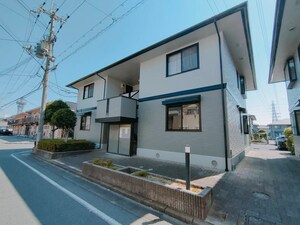 ロイヤルシャトー　C棟外観写真