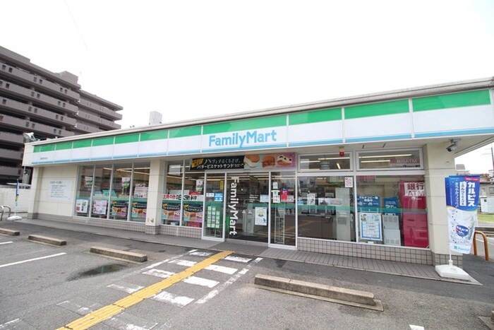 ファミリーマート