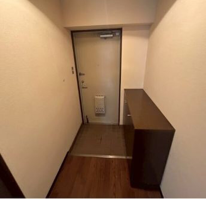 物件内観写真14　(玄関)