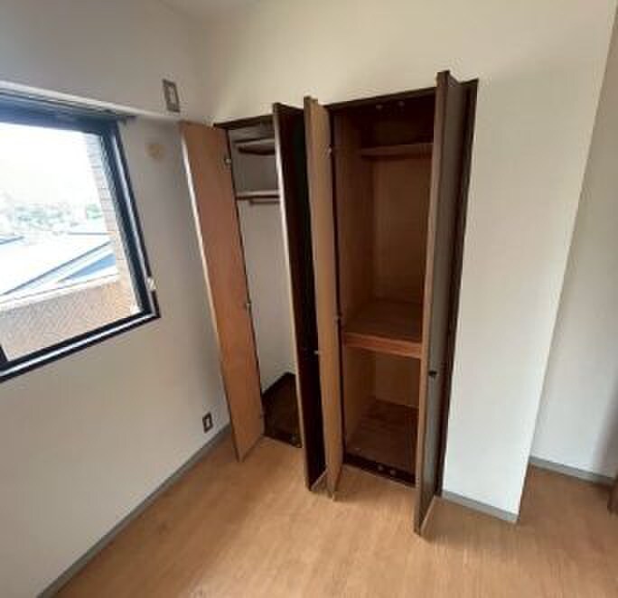 物件内観写真16　(収納)