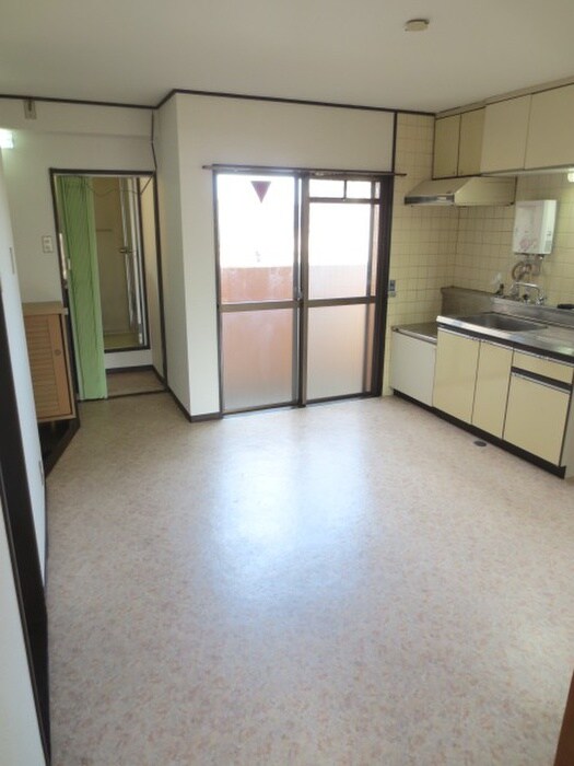 物件内観写真6　(居室)