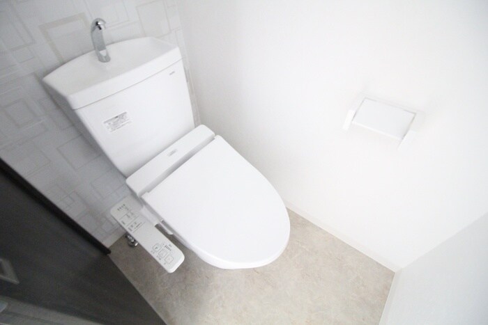 物件内観写真13　(トイレ)