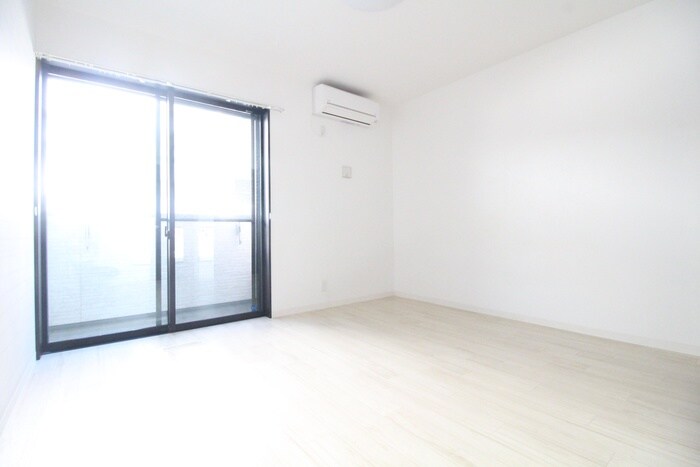 物件内観写真21　(居室)