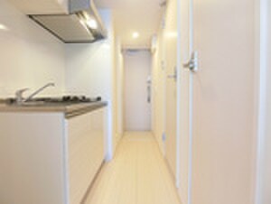 物件内観写真10　(廊下)