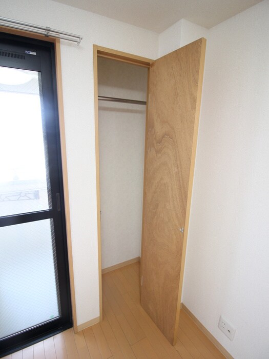 物件内観写真14　(収納)