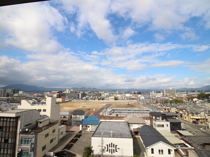 物件内観写真16　(室内からの展望)