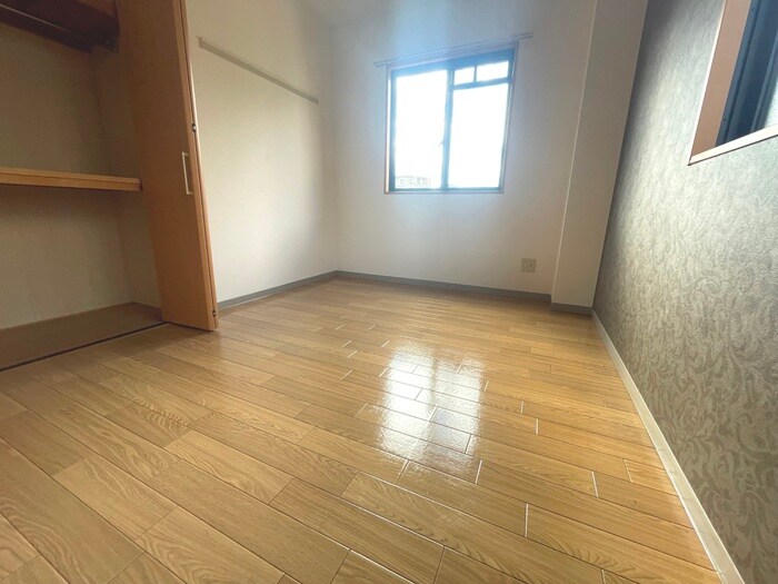 物件内観写真13　(居室)