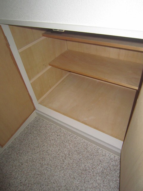 物件内観写真14　(靴箱)