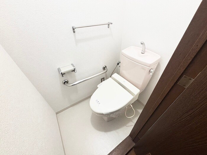 物件内観写真11　(トイレ)