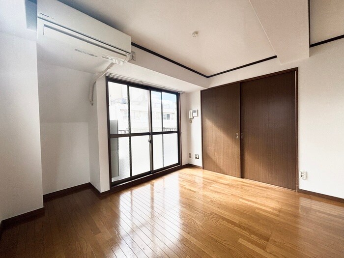 物件内観写真12　(居室)