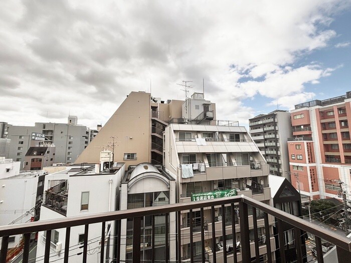 物件内観写真14　(室内からの展望)