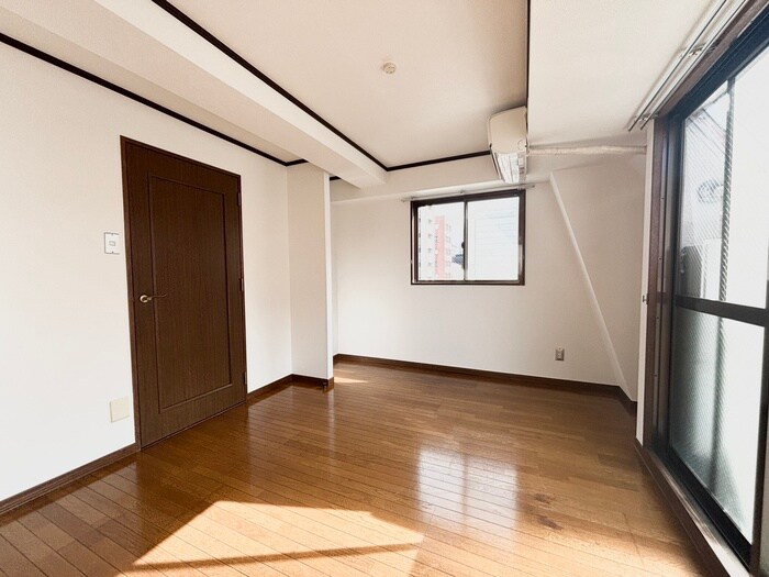 物件内観写真21　(居室)