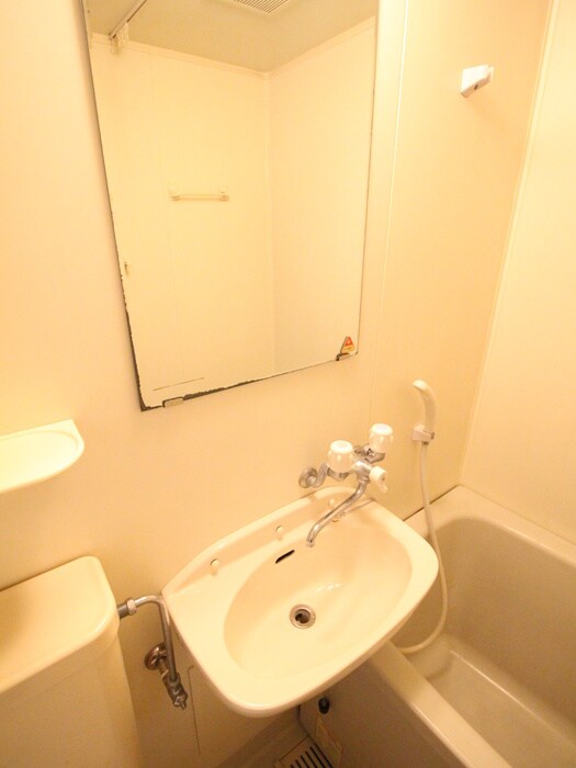 物件内観写真11　(洗面)