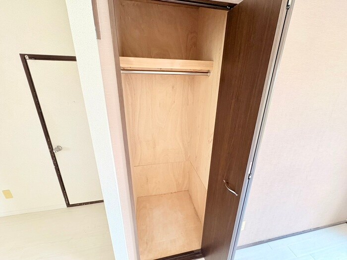 物件内観写真16　(収納)