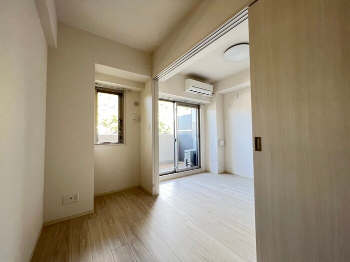 物件内観写真9　(居室)