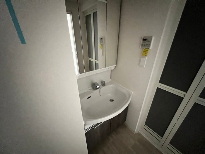 物件内観写真13　(洗面)