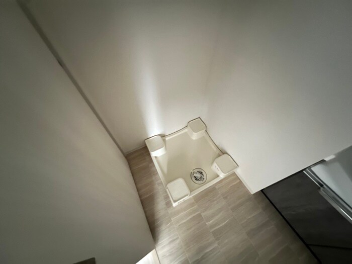 物件内観写真14　(洗濯機置場)