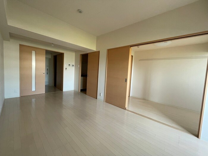 物件内観写真8　(内観写真)