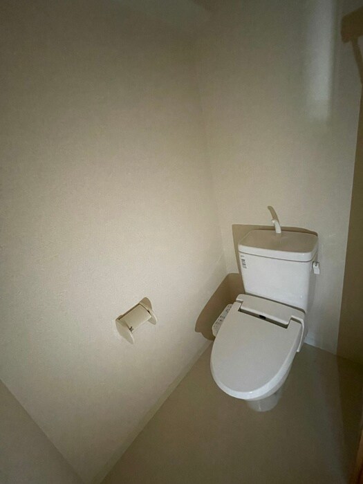 物件内観写真14　(トイレ)