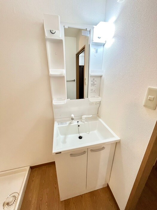 物件内観写真12　(洗面)