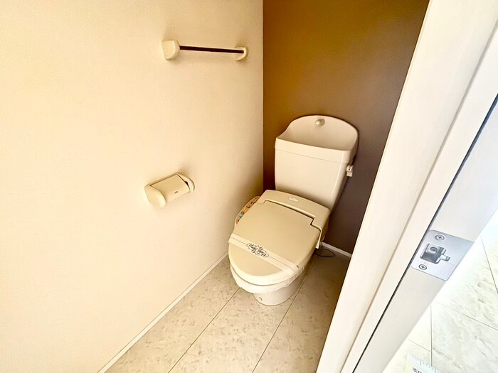 物件内観写真17　(トイレ)