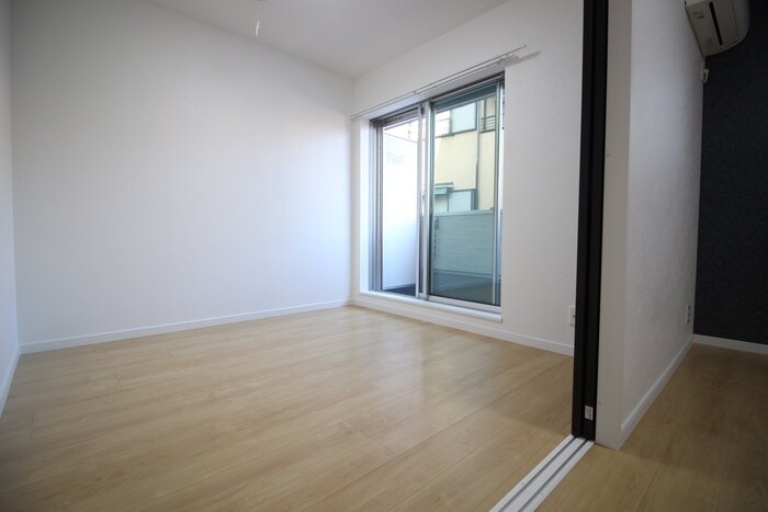 物件内観写真11　(居室)