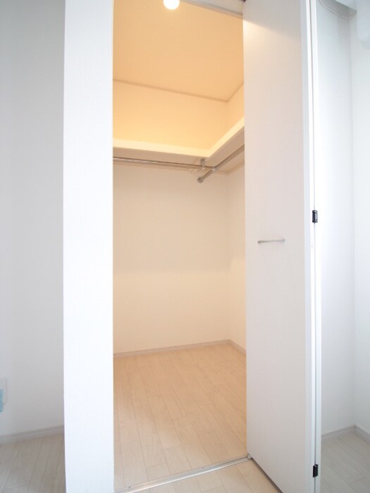 物件内観写真7　(収納)