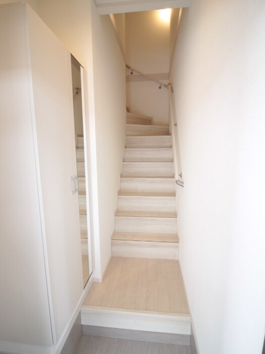 物件内観写真9　(廊下)