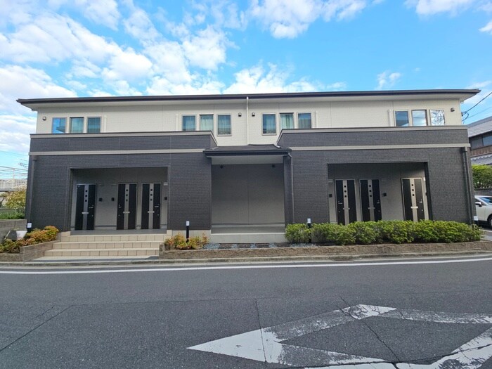 物件外観写真5　(外観写真)