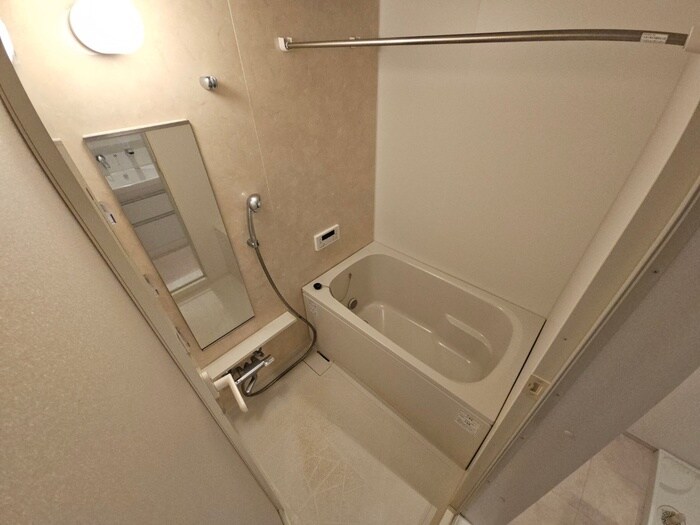 物件内観写真10　(バス／シャワールーム等)