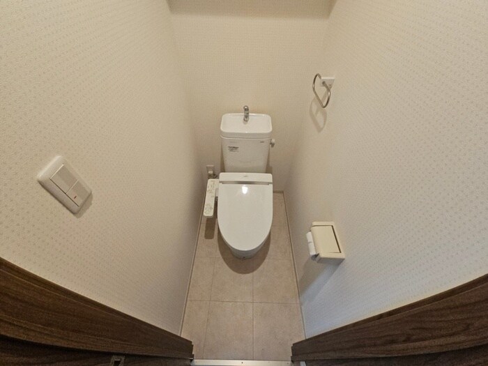 物件内観写真11　(トイレ)