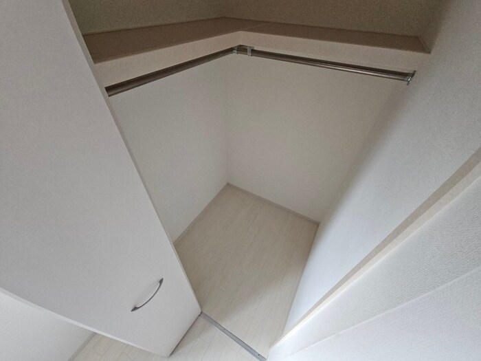 物件内観写真15　(収納)