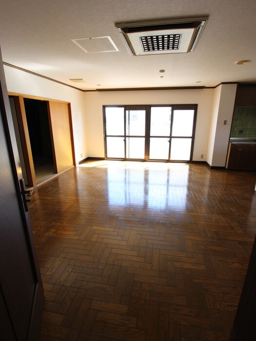 物件内観写真11　(居室)