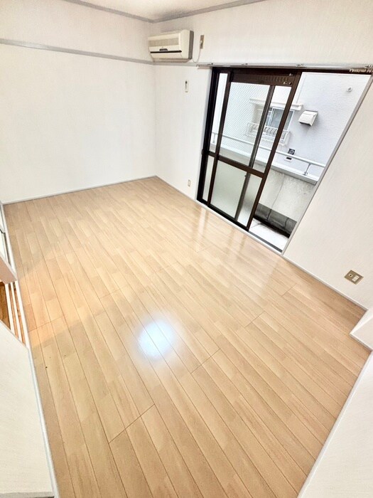 物件内観写真11　(居室)