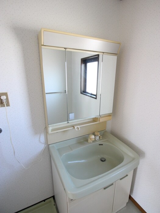 物件内観写真16　(洗面)